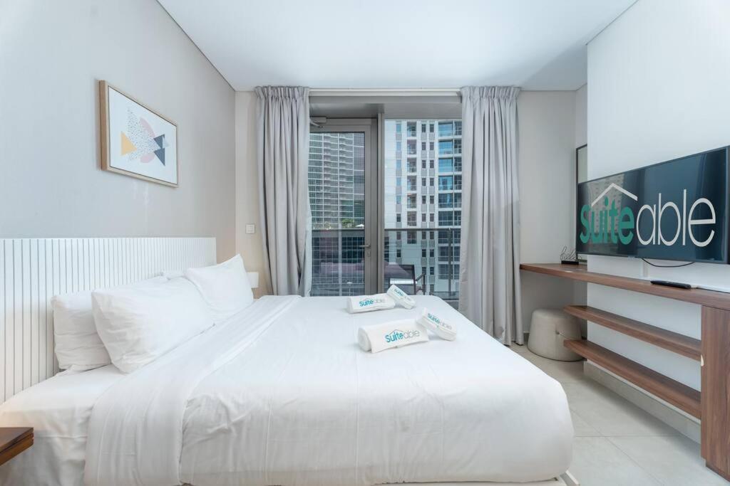 Cozy Studio In Sparkle Tower Jbr By Suiteable ดูไบ ภายนอก รูปภาพ