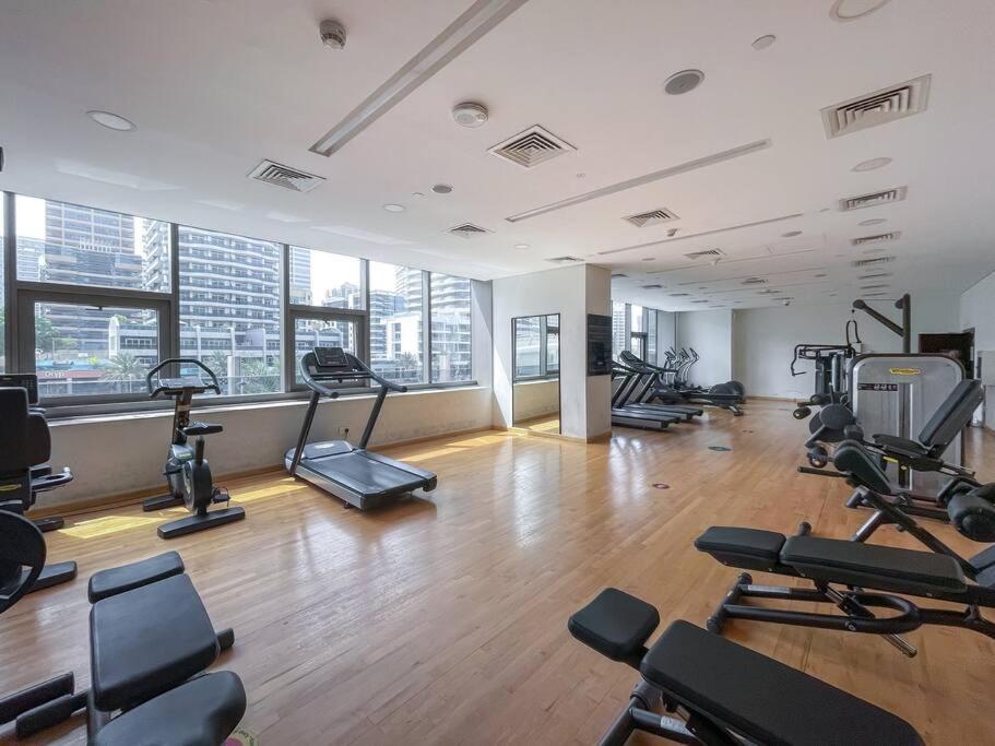 Cozy Studio In Sparkle Tower Jbr By Suiteable ดูไบ ภายนอก รูปภาพ