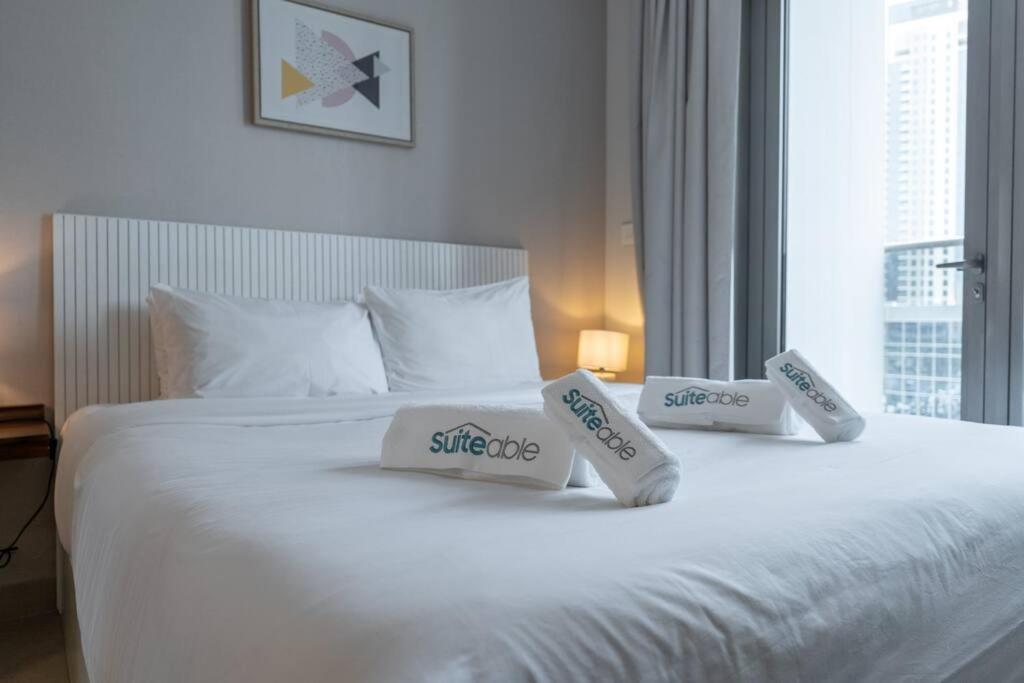 Cozy Studio In Sparkle Tower Jbr By Suiteable ดูไบ ภายนอก รูปภาพ