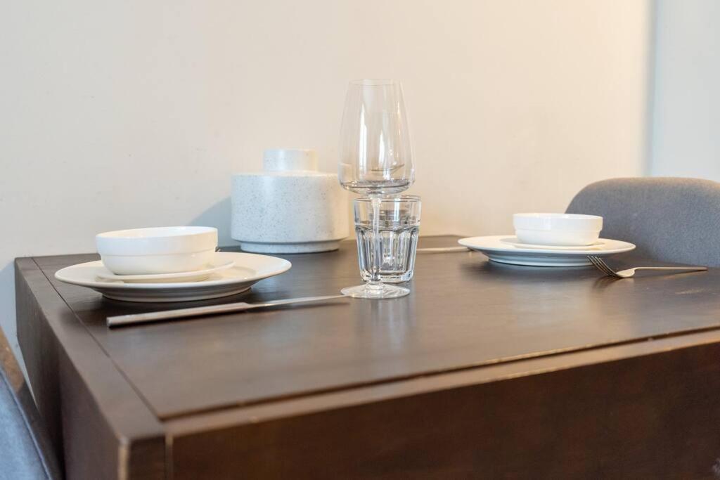 Cozy Studio In Sparkle Tower Jbr By Suiteable ดูไบ ภายนอก รูปภาพ